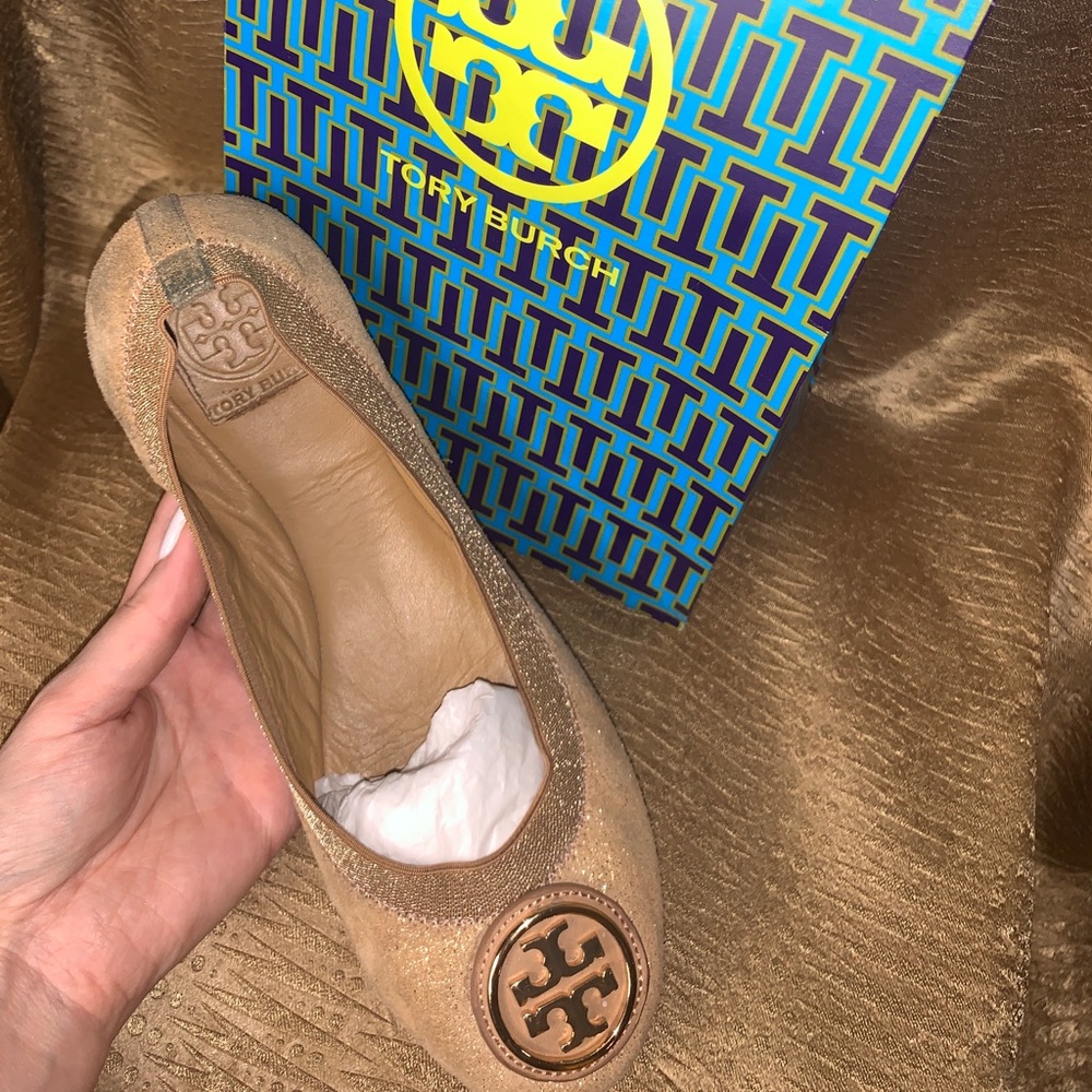Tory Burch Caroline 2 Elastic Metallic Ballet Flat - image 6